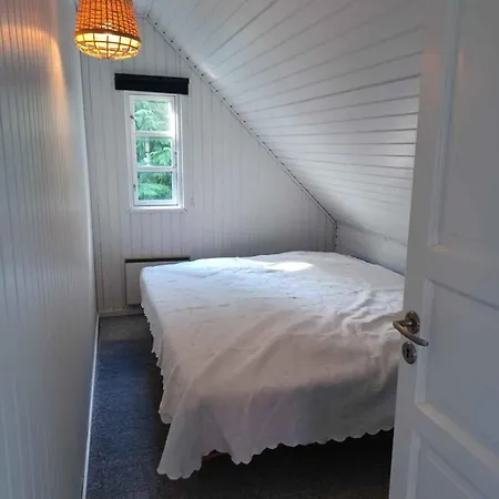 Charming Summer House At Vejlby Fed Middelfart