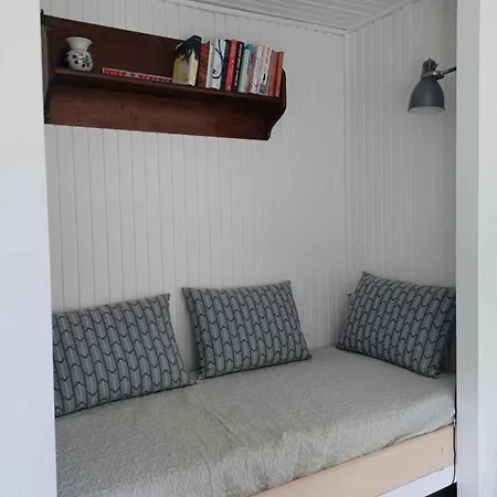 Charming Summer House At Vejlby Fed بيت للعطل *