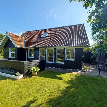 Charming Summer House At Vejlby Fed * Middelfart